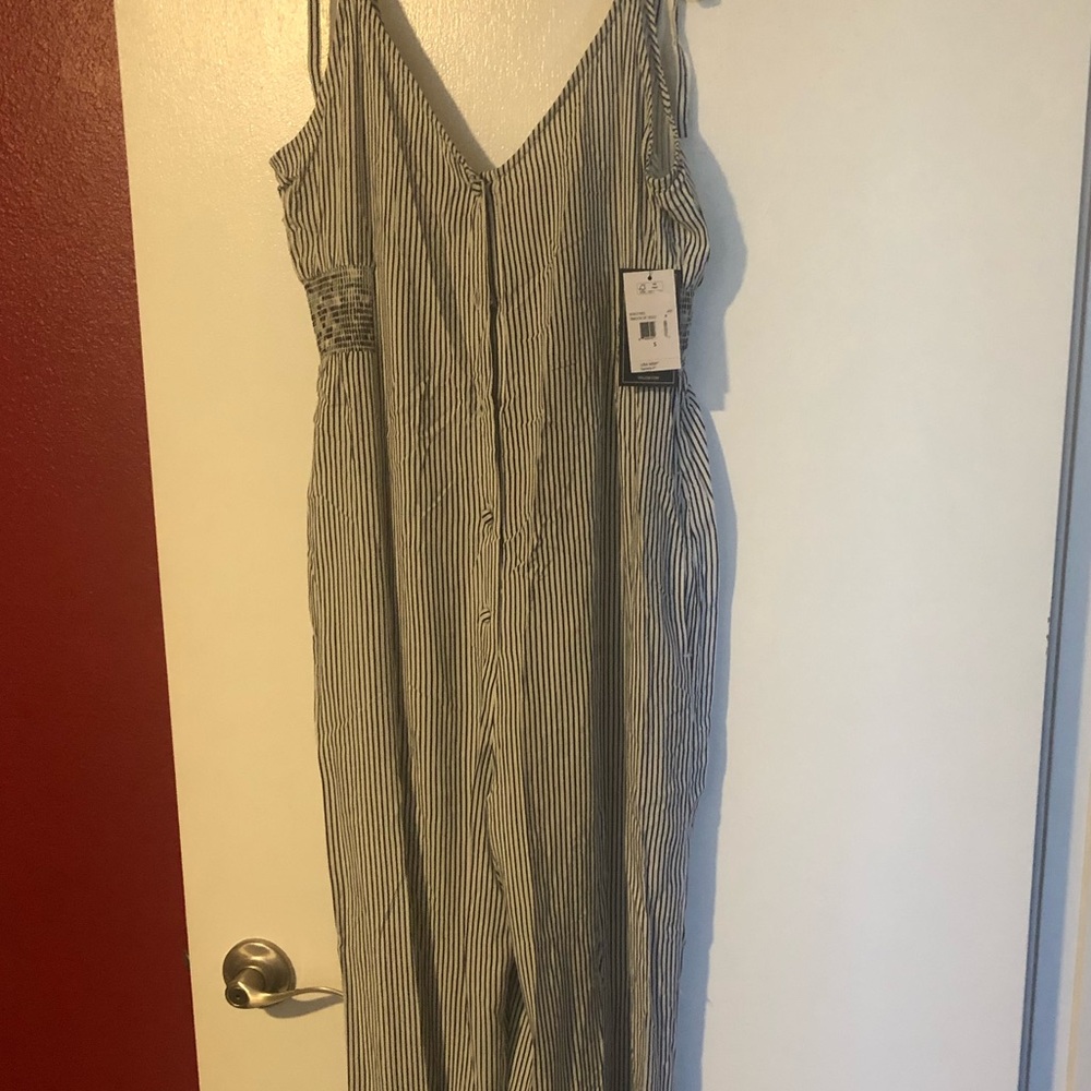 Volcom Romper - Picture 6 of 8